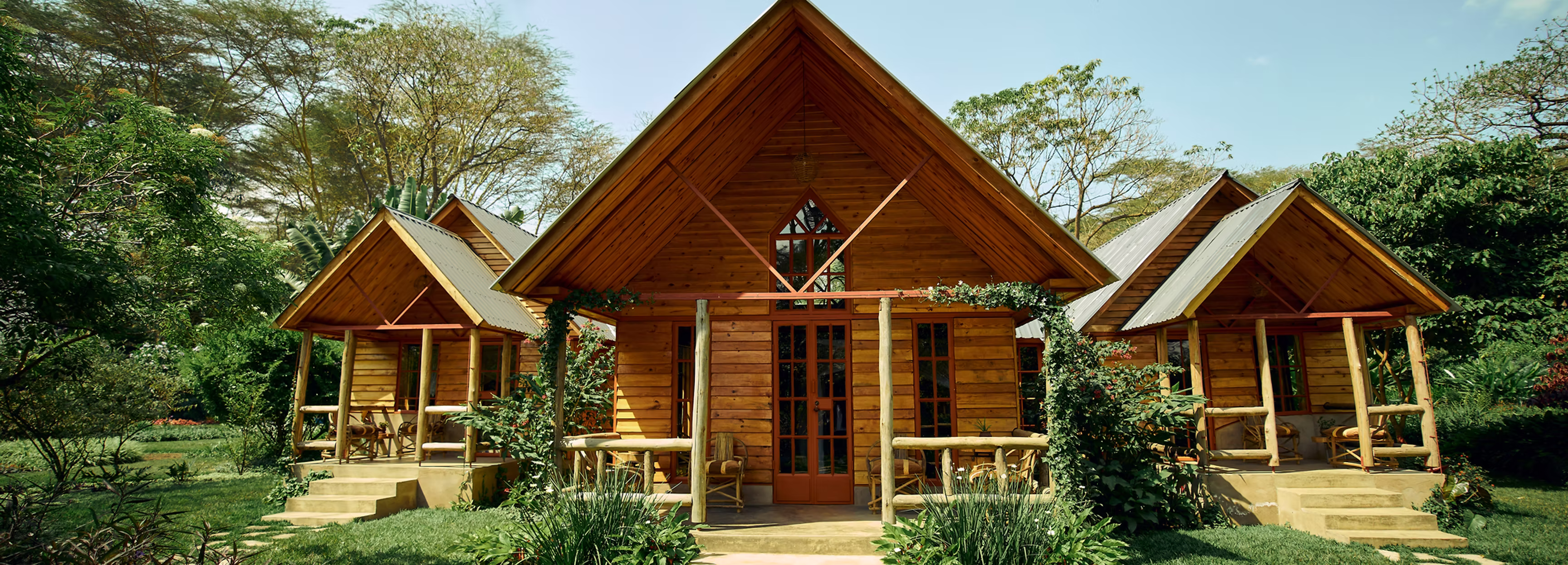 Tumbili Lodge grounds